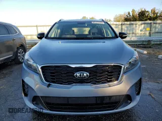 2019 Kia Sorento S z VIN 5XYPG4A57KG599259, wystawiony jako Copart lot #74058584 z przebiegiem 86 092 mil mil oraz Czysty tytuł • Clean title. Historia ofert i sprzedaży dostępna na DreamBid. Obrazek 5.