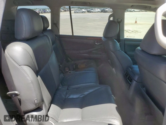 2010 Lexus LX 570 z VIN JTJHY7AX1A4035427, wystawiony jako Copart lot #61180645 z przebiegiem 330 834 mil mil oraz Czysty tytuł • Clean title. Historia ofert i sprzedaży dostępna na DreamBid. Obrazek 11.