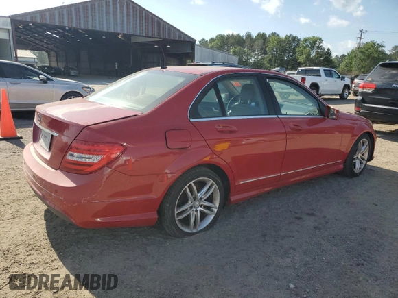 2014 Mercedes-Benz C 250 Sport z VIN WDDGF4HBXER304424, wystawiony jako Copart lot #55074935 z przebiegiem 192 618 mil mil oraz Czysty tytuł • Clean title. Historia ofert i sprzedaży dostępna na DreamBid. Obrazek 3.