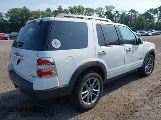 2007 Ford Explorer XLT z VIN 1FMEU73E97UB67644, wystawiony jako IAAI lot #42574685 z przebiegiem Nie podano mil oraz . Historia ofert i sprzedaży dostępna na DreamBid. Obrazek 4.