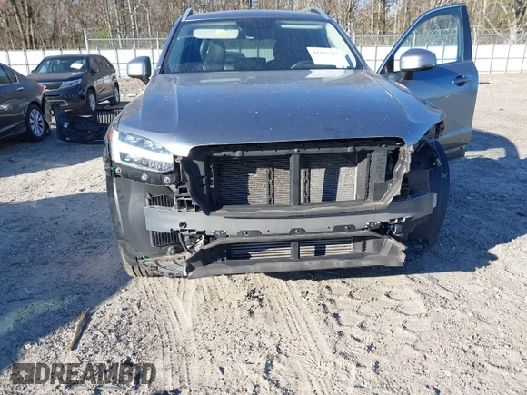 2017 Volvo XC90 Momentum with VIN YV4A22PK7H1172370, listed as a IAAI auction lot 41835935 with 103,577 mi miles. Bid and sale history available at carsss.com. Image 6.
