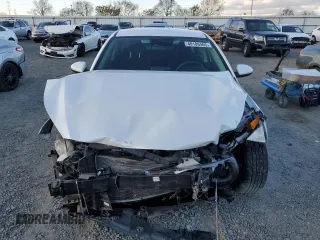 2022 Kia Forte LXS with VIN 3KPF24AD1NE452874, listed as a Copart auction lot 48189465 with 30,373 mi miles and Salvage Title. Bid and sale history available at carsss.com. Image 5.