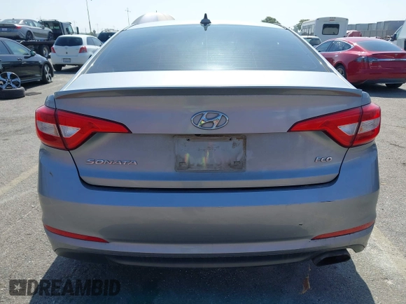 2015 Hyundai Sonata Eco z VIN 5NPE24AAXFH159358, wystawiony jako IAAI lot #42552938 z przebiegiem 152 207 mil mil oraz . Historia ofert i sprzedaży dostępna na DreamBid. Obrazek 12.