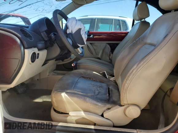 2007 Volkswagen Beetle with VIN 3VWRF31Y87M421898, listed as a Copart auction lot 83316724 with Not Provided miles and Salvage Title. Bid and sale history available at DreamBid. Image 7.