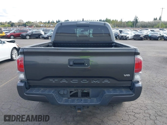 2020 Toyota Tacoma SR5 with VIN 3TMCZ5AN7LM321061, listed as a IAAI auction lot 41985533 with 32,111 mi miles and . Bid and sale history available at DreamBid. Image 17.
