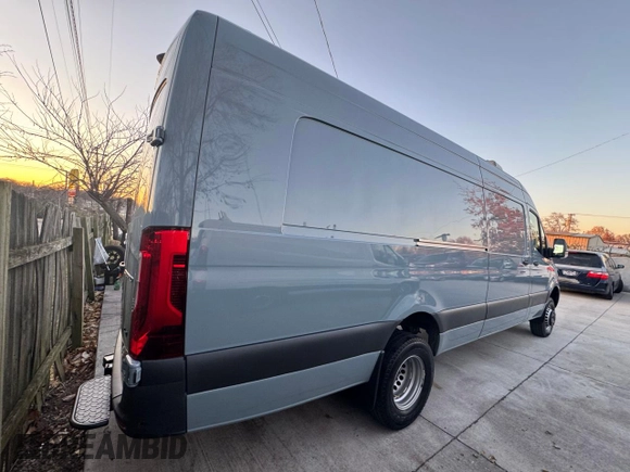 2022 Mercedes-Benz Sprinter with VIN W1Y8ED6Y7NT100364, listed as a Copart auction lot 86869134 with 46,322 mi miles and Clean Title. Bid and sale history available at DreamBid. Image 4.
