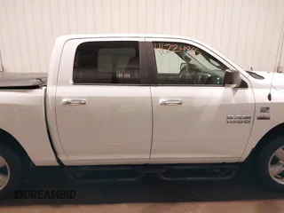 2015 Ram 1500 Big Horn z VIN 1C6RR7LT3FS519298, wystawiony jako IAAI lot #41724865 z przebiegiem 123 385 mil mil oraz . Historia ofert i sprzedaży dostępna na DreamBid. Obrazek 14.