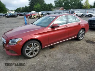 2018 Mercedes-Benz C 300 с VIN 55SWF4KB2JU270301, выставлен на аукционе Copart как лот 63283665 с пробегом 71 321 миль миль и Списание • Salvage title. История ставок и продаж доступна на DreamBid. Изображение 1.