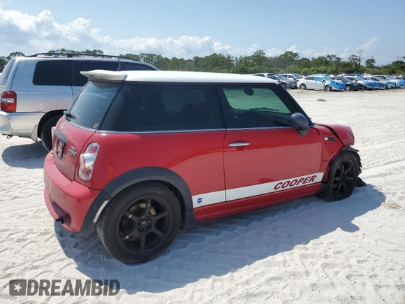 2004 MINI Hardtop z VIN WMWRC334X4TC51255, wystawiony jako Copart lot #55153845 z przebiegiem 161 362 mil mil oraz Szkoda całkowita • Salvage title. Historia ofert i sprzedaży dostępna na DreamBid. Obrazek 3.