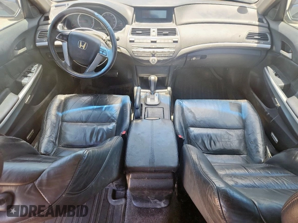 2008 Honda Accord EX-L с VIN 1HGCP36818A062604, выставлен на аукционе Copart как лот 61293915 с пробегом 181 156 миль миль и Чистый • Clean title. История ставок и продаж доступна на DreamBid. Изображение 8.
