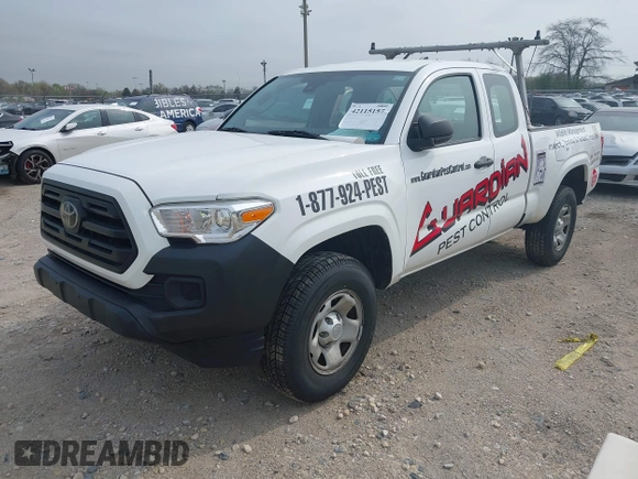 2018 Toyota Tacoma SR z VIN 5TFSX5EN3JX058375, wystawiony jako IAAI lot #42115157 z przebiegiem 171 454 mil mil oraz . Historia ofert i sprzedaży dostępna na DreamBid. Obrazek 2.