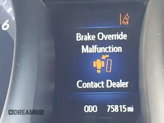 2018 Toyota Avalon XLE with VIN 4T1BK1EB5JU276828, listed as a IAAI auction lot 42141640 with 75,815 mi miles. Bid and sale history available at carsss.com. Image 16.