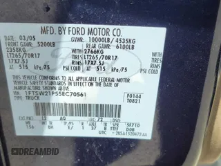 2005 Ford F-250 XL с VIN 1FTSW21P55EC70561, выставлен на аукционе Copart как лот 58500605 с пробегом 122 723 миль миль и На запчасти • Non repairable. История ставок и продаж доступна на DreamBid. Изображение 10.