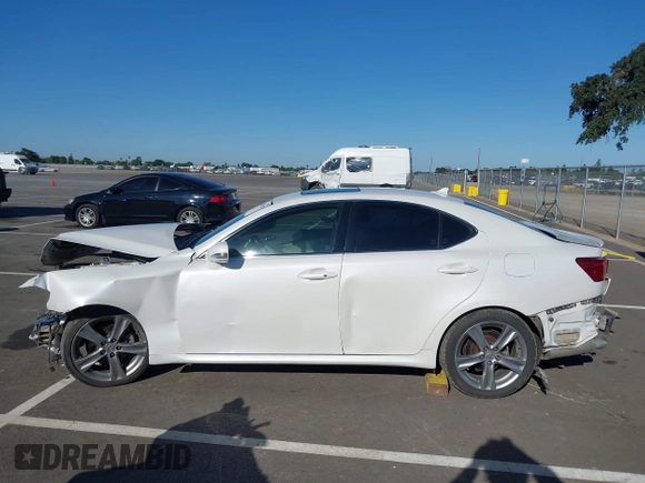 2011 Lexus IS 250 z VIN JTHBF5C26B5136946, wystawiony jako IAAI lot #42283529 z przebiegiem 176 257 mil mil oraz . Historia ofert i sprzedaży dostępna na DreamBid. Obrazek 14.
