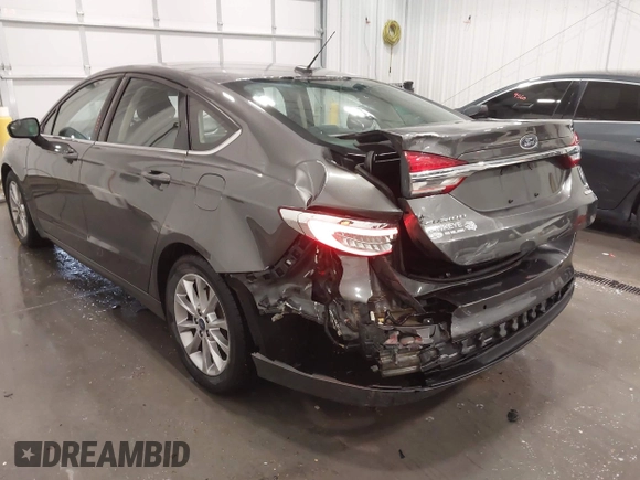 2017 Ford Fusion SE with VIN 3FA6P0HDXHR252448, listed as a IAAI auction lot 41709141 with 111,501 mi miles. Bid and sale history available at carsss.com. Image 6.