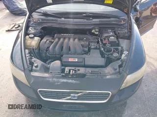 2006 Volvo S40 2.4L with VIN YV1MS382862160847, listed as a IAAI auction lot 41755812 with 163,594 mi miles. Bid and sale history available at carsss.com. Image 10.
