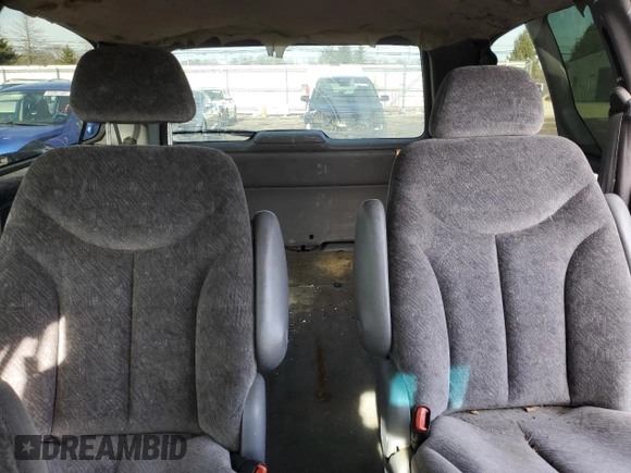 2000 Chrysler Town & Country LX z VIN 1C4GP44G2YB717718, wystawiony jako Copart lot #44685025 z przebiegiem 188 889 mil mil oraz Szkoda całkowita • Salvage title. Historia ofert i sprzedaży dostępna na DreamBid. Obrazek 10.