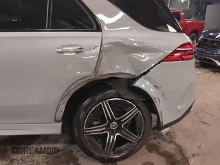 2024 Mercedes-Benz GLE 450 z VIN 4JGFB5KB9RB150766, wystawiony jako IAAI lot #41832447 z przebiegiem 14 832 mil mil oraz . Historia ofert i sprzedaży dostępna na DreamBid. Obrazek 6.