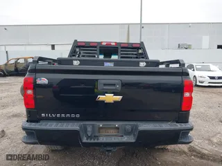 2018 Chevrolet Silverado 1500 Custom with VIN 3GCUKPEC0JG155068, listed as a IAAI auction lot 41277139 with 104,351 mi miles. Bid and sale history available at carsss.com. Image 17.