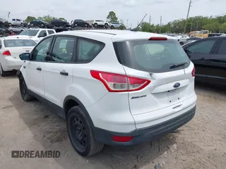 2014 Ford Escape S with VIN 1FMCU0F76EUB02632, listed as a IAAI auction lot 41868777 with 224,792 mi miles. Bid and sale history available at carsss.com. Image 3.