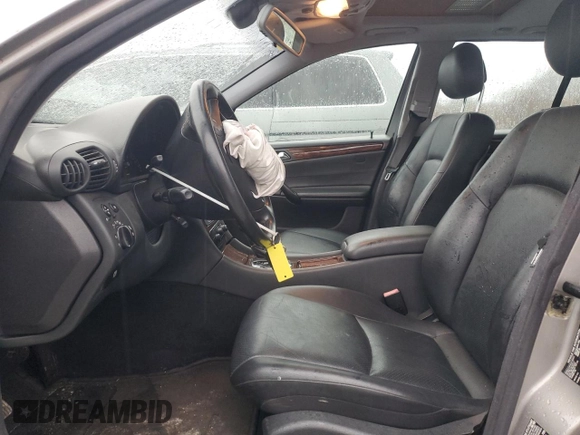 2003 Mercedes-Benz C 240 with VIN WDBRH81J23F350302, listed as a Copart auction lot 47828305 with 138,008 mi miles and Clean title. Bid and sale history available at DreamBid. Image 7.