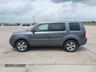 2013 Honda Pilot EX-L with VIN 5FNYF3H51DB002883, listed as a IAAI auction lot 42145649 with 223,901 mi miles. Bid and sale history available at carsss.com. Image 14.