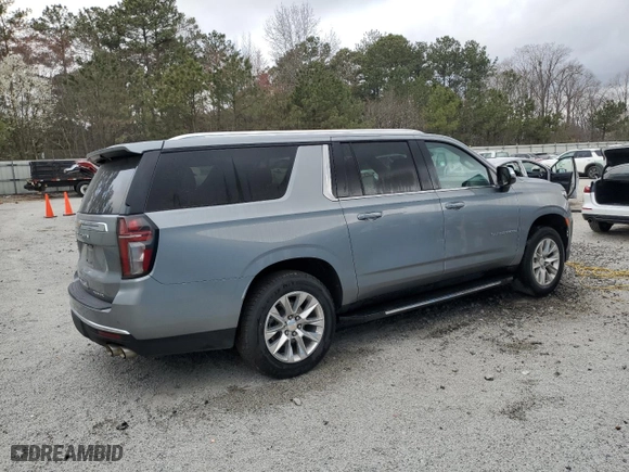 2023 Chevrolet Suburban Premier with VIN 1GNSCFKD7PR419298, listed as a Copart auction lot 47659465 with 33,050 mi miles and Clean Title. Bid and sale history available at carsss.com. Image 3.