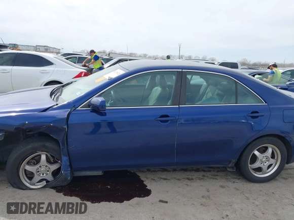 2008 Toyota Camry LE with VIN 4T4BE46KX8R016500, listed as a IAAI auction lot 41789221 with 129,732 mi miles. Bid and sale history available at carsss.com. Image 14.
