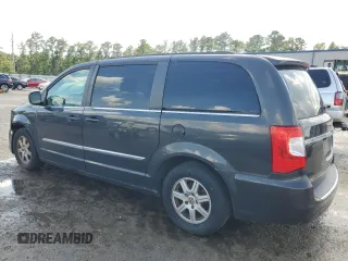 2012 Chrysler Town & Country Touring z VIN 2C4RC1BG7CR353263, wystawiony jako Copart lot #64316454 z przebiegiem 140 132 mil mil oraz Szkoda całkowita • Salvage title. Historia ofert i sprzedaży dostępna na DreamBid. Obrazek 2.