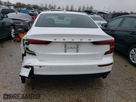 2020 Volvo S60 Momentum with VIN 7JR102FK6LG040959, listed as a Copart auction lot 39157714 with 15,612 mi miles and Salvage Title. Bid and sale history available at carsss.com. Image 6.