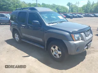 2006 Nissan Xterra S z VIN 5N1AN08W56C536525, wystawiony jako IAAI lot #42308746 z przebiegiem 196 126 mil mil oraz . Historia ofert i sprzedaży dostępna na DreamBid. Obrazek 1.