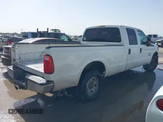 2015 Ford F-350 XL with VIN 1FT7W3AT0FEB56493, listed as a IAAI auction lot 41629744 with 261,988 mi miles and . Bid and sale history available at DreamBid. Image 4.