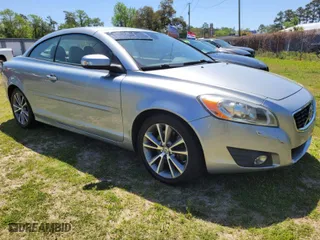 2013 Volvo C70 T5 with VIN YV1672MCODJ138119, listed as a IAAI auction lot 42032175 with 75,588 mi miles. Bid and sale history available at carsss.com. Image 2.
