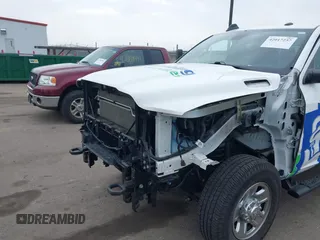 2022 Ram 2500 Tradesman with VIN 3C6UR5CJ2NG126962, listed as a IAAI auction lot 42017257 with 112,540 mi miles and . Bid and sale history available at DreamBid. Image 18.