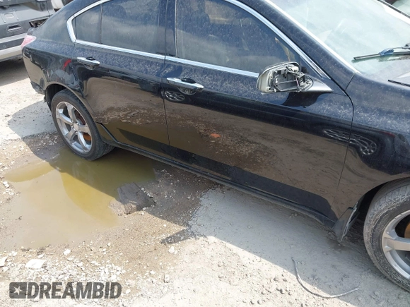 2009 Acura TL Technology z VIN 19UUA96539A000430, wystawiony jako IAAI lot #42095406 z przebiegiem 202 197 mil mil oraz . Historia ofert i sprzedaży dostępna na DreamBid. Obrazek 14.