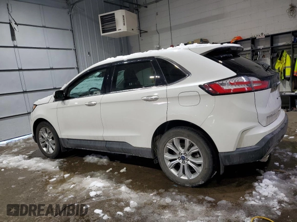 2022 Ford Edge Titanium with VIN 2FMPK4K93NBA63381, listed as a Copart auction lot 45031605 with 24,075 mi miles and Salvage Title. Bid and sale history available at carsss.com. Image 2.