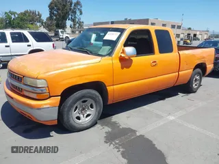 2001 Chevrolet Silverado 1500 LS with VIN 2GCEC19V411386445, listed as a IAAI auction lot 42239777 with Not Provided miles and . Bid and sale history available at DreamBid. Image 2.