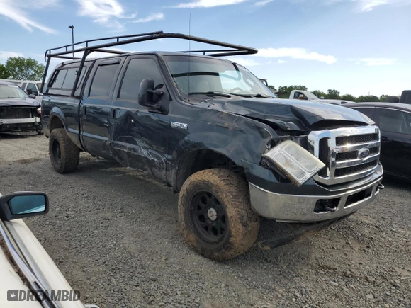 2006 Ford Super Duty F-250 XL with VIN 1FTSW21P56EA34672, listed as a Copart auction lot 52385255 with 218,632 mi miles and Salvage Title. Bid and sale history available at carsss.com. Image 4.
