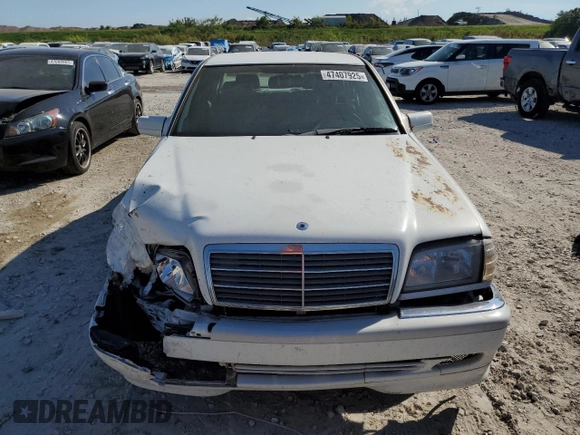 1998 Mercedes-Benz C 230/260/280/320 z VIN WDBHA23G5WA639139, wystawiony jako Copart lot #47407925 z przebiegiem Nie podano mil oraz Szkoda całkowita • Salvage title. Historia ofert i sprzedaży dostępna na DreamBid. Obrazek 5.