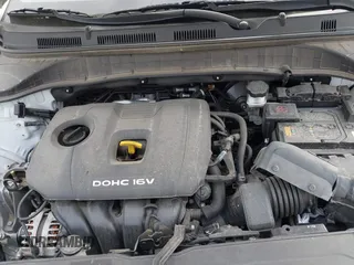 2020 Hyundai Kona SE with VIN KM8K12AA0LU433240, listed as a IAAI auction lot 41944156 with 31,375 mi miles. Bid and sale history available at carsss.com. Image 10.