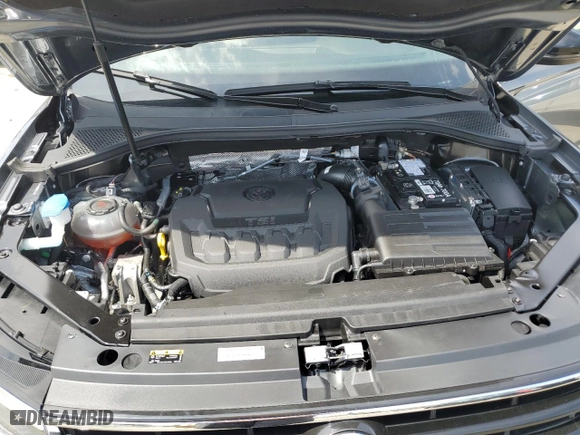 2024 Volkswagen Tiguan SE R-Line Black with VIN 3VV8B7AX3RM112370, listed as a Copart auction lot 54293335 with 3,330 mi miles and Salvage Title. Bid and sale history available at carsss.com. Image 12.