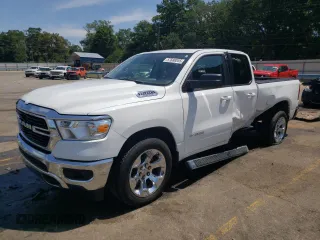 2021 Ram 1500 Lone Star z VIN 1C6RREBT7MN819783, wystawiony jako Copart lot #57688055 z przebiegiem 102 120 mil mil oraz Szkoda całkowita • Salvage title. Historia ofert i sprzedaży dostępna na DreamBid. Obrazek 1.