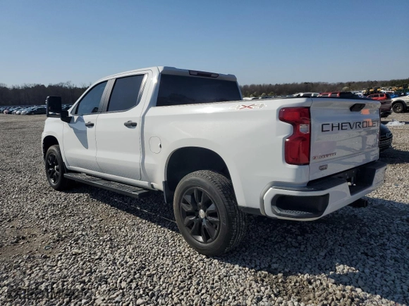 2021 Chevrolet Silverado 1500 Custom with VIN 1GCPYBEK8MZ192069, listed as a Copart auction lot 48770685 with 69,401 mi miles and Salvage Title. Bid and sale history available at carsss.com. Image 2.