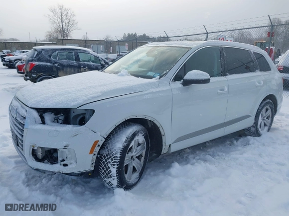 2018 Audi Q7 Premium Plus with VIN WA1LHAF77JD004096, listed as a IAAI auction lot 41376622 with 92,615 mi miles. Bid and sale history available at carsss.com. Image 17.