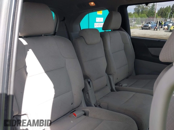 2015 Honda Odyssey EX z VIN 5FNRL5H49FB025993, wystawiony jako IAAI lot #42316946 z przebiegiem 47 694 mil mil oraz . Historia ofert i sprzedaży dostępna na DreamBid. Obrazek 8.