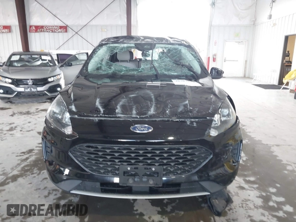 2021 Ford Escape S с VIN 1FMCU0F6XMUA77921, выставлен на аукционе IAAI как лот 41784628 с пробегом 14 508 миль миль и . История ставок и продаж доступна на DreamBid. Изображение 13.