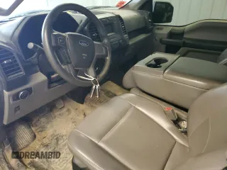 2018 Ford F-150 XL with VIN 1FTMF1EB3JKD60918, listed as a Copart auction lot 43950135 with Not Provided miles and Salvage Title. Bid and sale history available at carsss.com. Image 8.