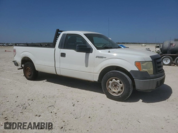 2009 Ford F-150 XL with VIN 1FTRF12899KA68538, listed as a Copart auction lot 49669045 with 180,740 mi miles and Clean Title. Bid and sale history available at carsss.com. Image 4.