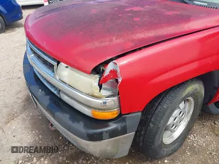 2001 Chevrolet Suburban LT with VIN 3GNEC16T01G219226, listed as a IAAI auction lot 41984110 with 284,511 mi miles. Bid and sale history available at carsss.com. Image 6.