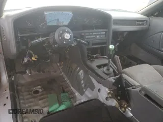 1986 Toyota Supra z VIN JT2MA70L9G0022115, wystawiony jako Copart lot #43794455 z przebiegiem 115 995 mil mil oraz Czysty tytuł • Clean title. Historia ofert i sprzedaży dostępna na DreamBid. Obrazek 8.